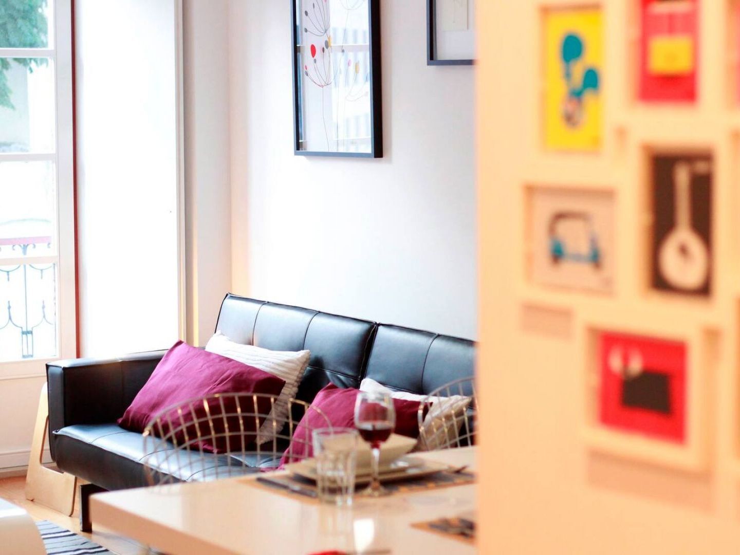 Joivy Modern 1-Bed Apt With Terrace, Moments From Sao Bento Palace Lisbon Exterior photo